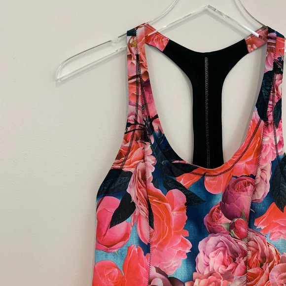Lululemon Lightened Up Singlet Secret Garden - Picture 5 of 8